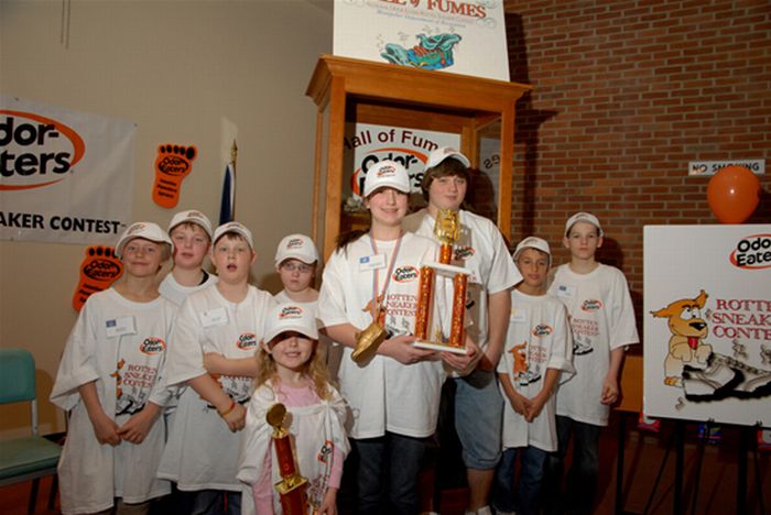 11-Year-Old Girl Wins Stinky Sneakers Contest (6 pics)