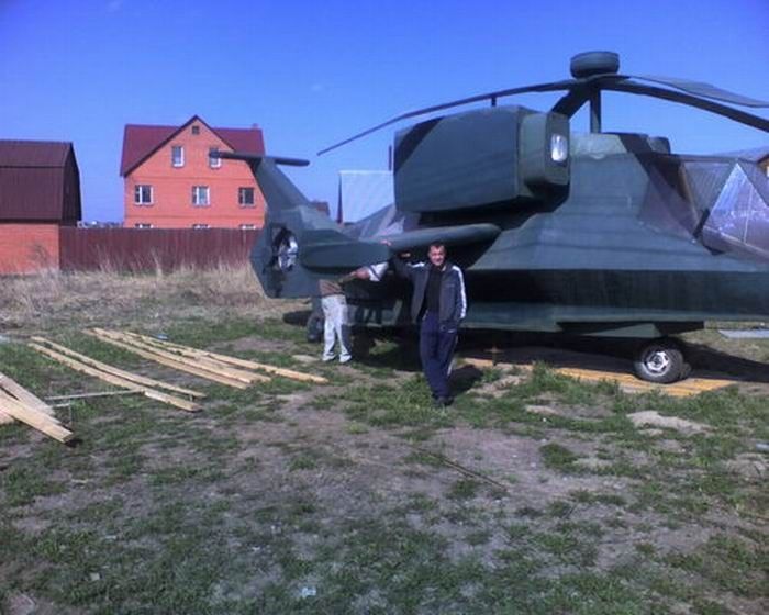 Helicopter House in Russia (5 pics)