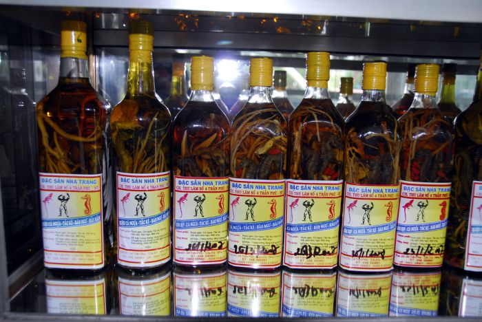 Vietnam Liquor (24 pics)