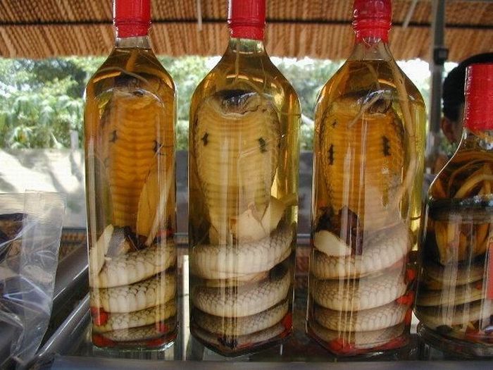 Vietnam Liquor (24 pics)