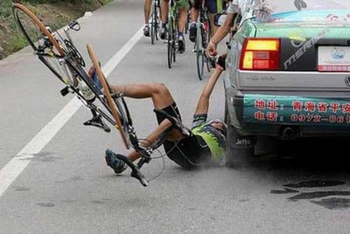 Unlucky Cyclists (18 pics)
