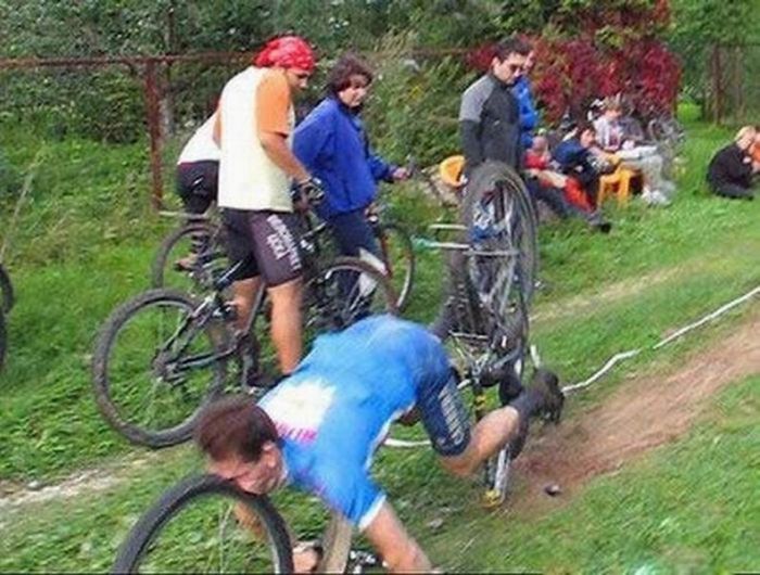 Unlucky Cyclists (18 pics)