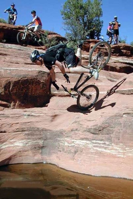 Unlucky Cyclists (18 pics)