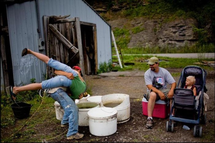 Life in Rural Kentucky (47 pics)