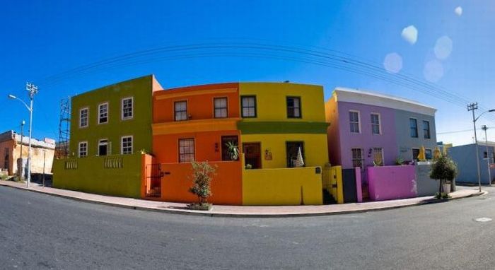 Rainbow Houses (30 pics)