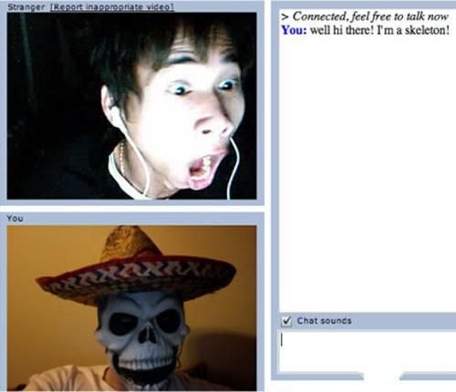 They Found Each Other on Chatroulette.com (20 pics)