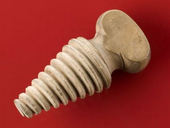 Old Surgical Tools (21 pics)