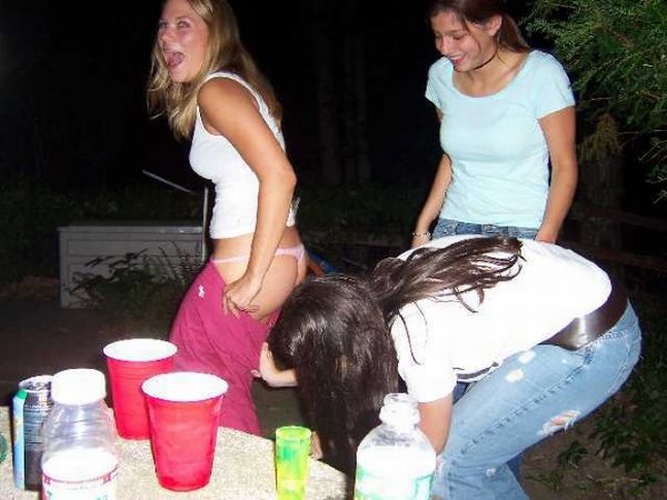 Fun with Pants (40 pics)