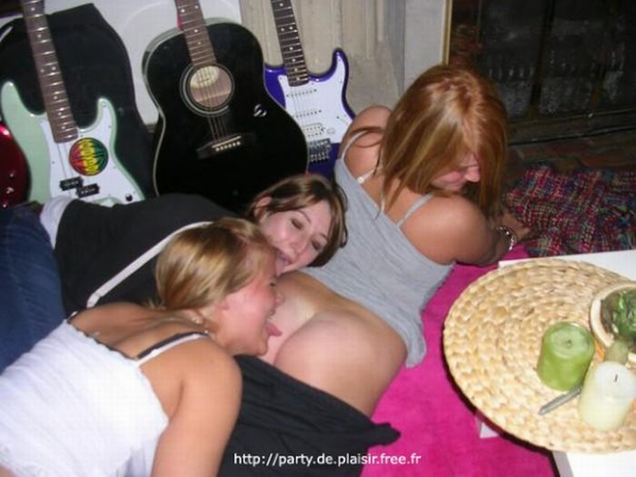 Fun with Pants (40 pics)