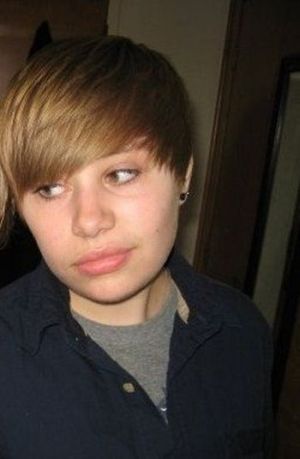 Lesbians Who Look Like Justin Bieber (24 pics)