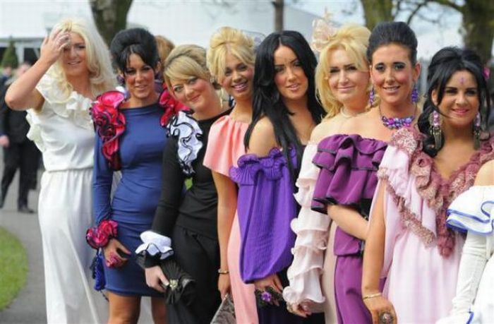 The Grand National Race in Liverpool (23 pics)