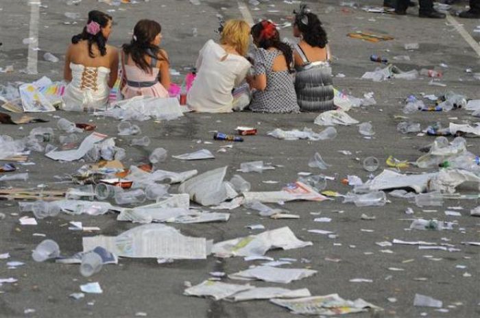 The Grand National Race in Liverpool (23 pics)