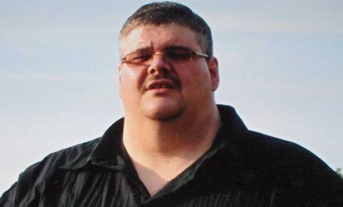 Man Who Lost 350 lbs of Weight (17 pics)