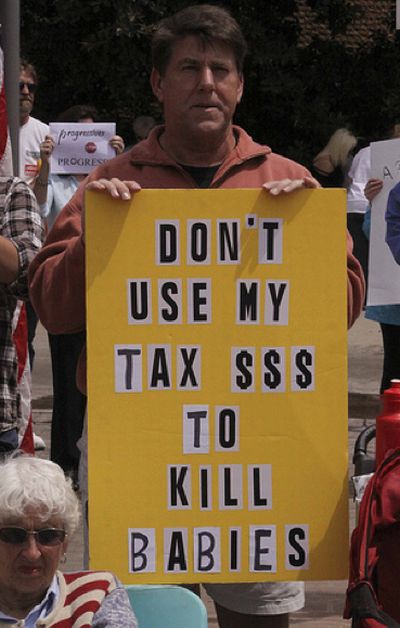 The Dumbest Tax Day Signs (38 pics)