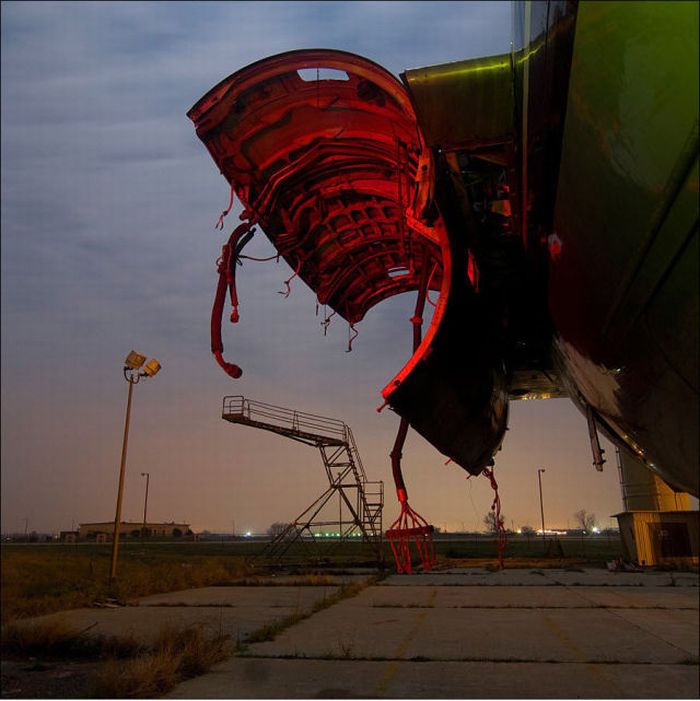 Abandoned Airplanes of America (48 pics)