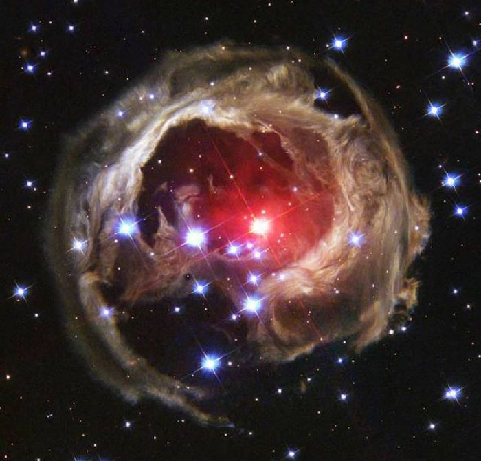 Beautiful Photographs of Universe Made by Hubble (62 pics)