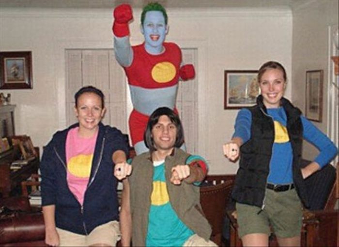 Hilarious Captain Planet Costumes (25 pics)