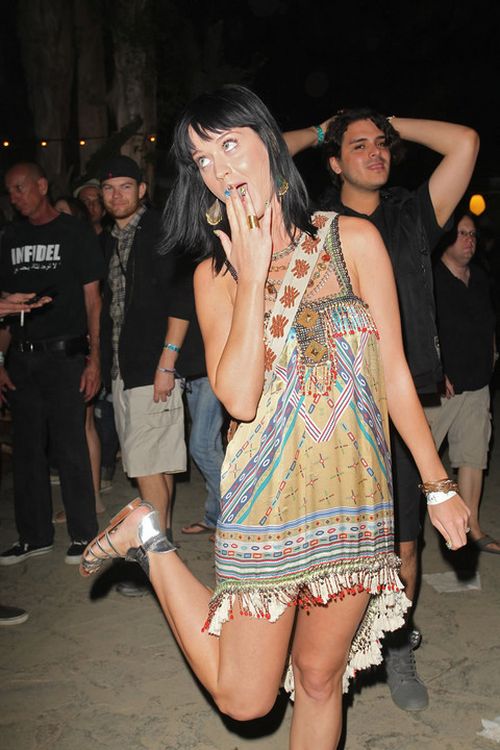 Katy Perry Making Faces (11 pics)