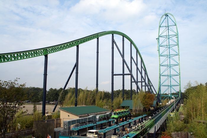 The Scariest Rollercoasters (16 pics)