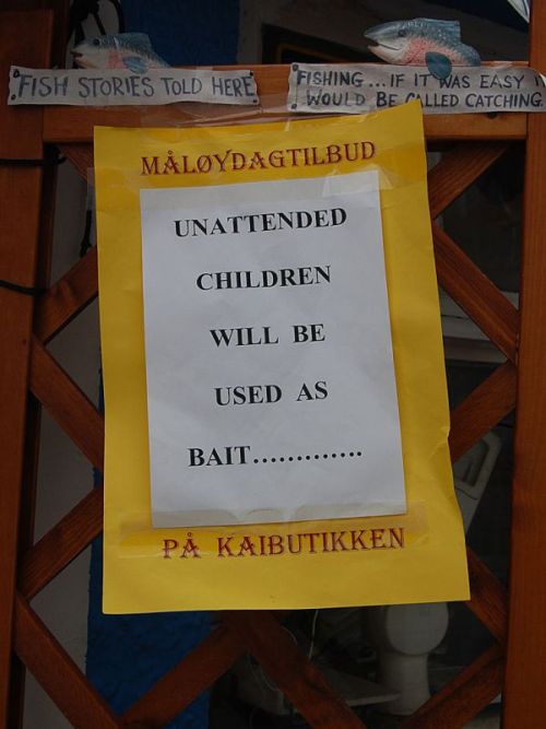 Unattended Kids Signs (26 pics)