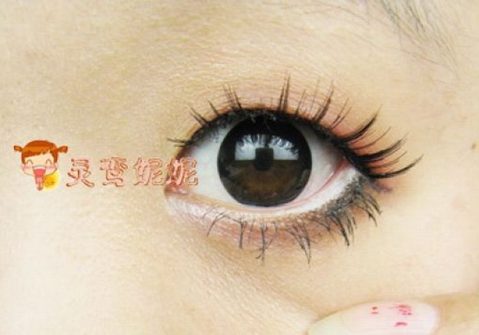 Chinese Girl Before and After Makeup (42 pics)