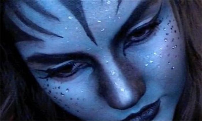 Avatar Fans (23 pics)