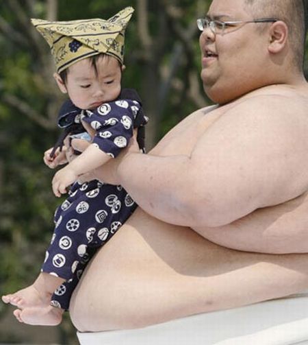 Crying Sumo Contest (15 pics)