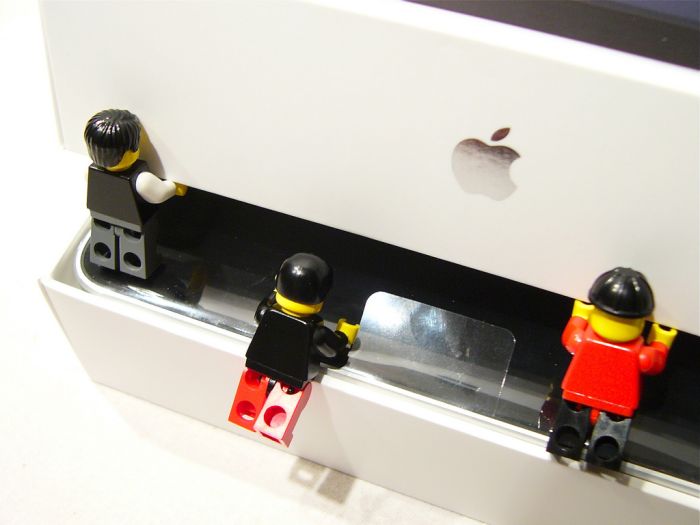 iPad Unpacking (21 pics)