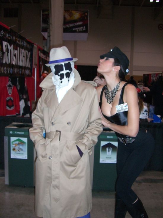 Adrianne Curry Playing Sci-Fi Dress Up (17 pics)