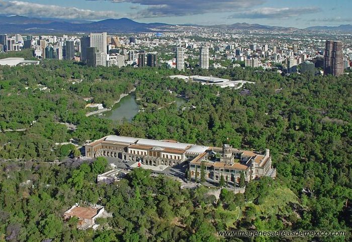 Amazing Aerial Photographs of Mexico City (78 pics)