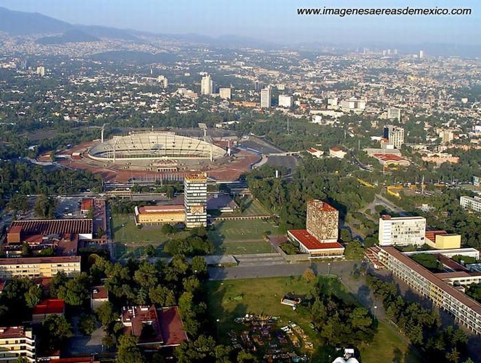 Amazing Aerial Photographs of Mexico City (78 pics)