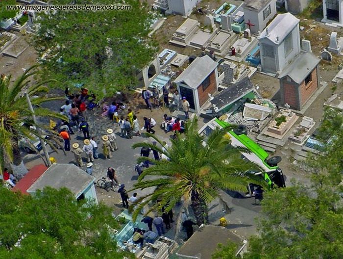 Amazing Aerial Photographs of Mexico City (78 pics)