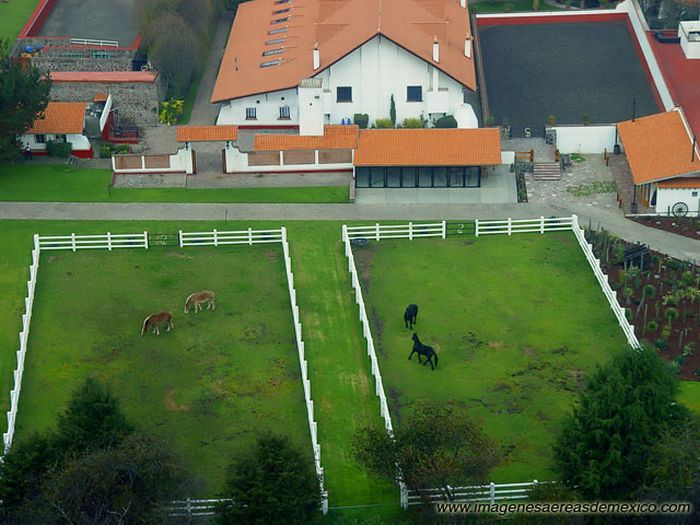 Amazing Aerial Photographs of Mexico City (78 pics)