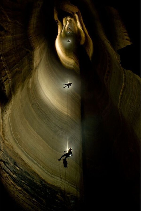 Beautiful Caves (13 pics)