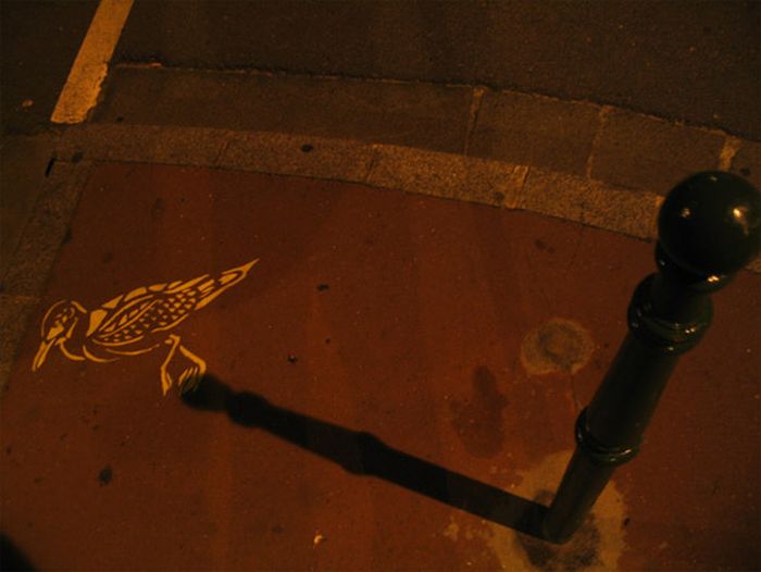 Using Shadows to Create a Street Art (23 pics)