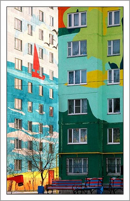 Colorful Buildings (21 pics)