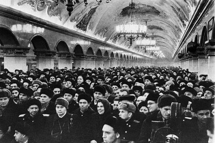 The Life of Soviet People (124 pics)