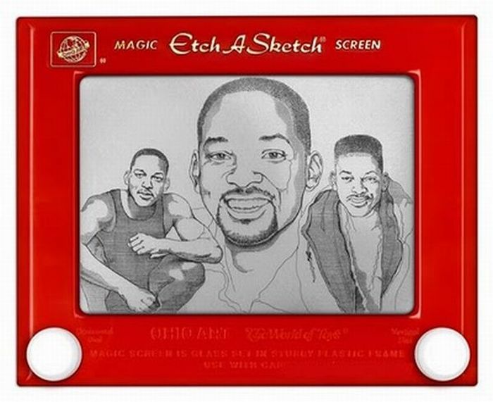 guy who does etch a sketch art