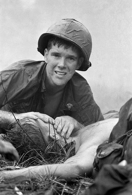Iconic Photos From the Vietnam War (23 pics)