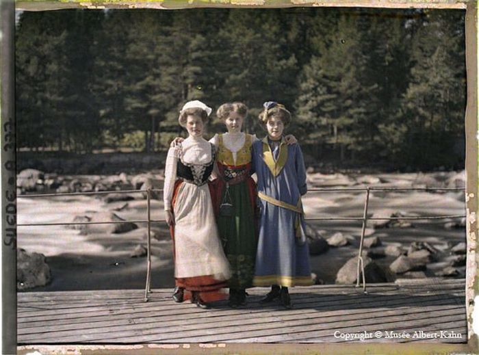 Early 1900s in Color (66 pics)