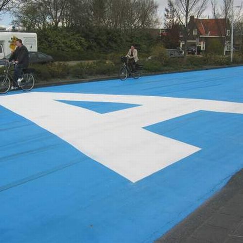 The Blue Road in Netherlands (24 pics)