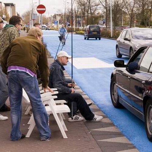 The Blue Road in Netherlands (24 pics)