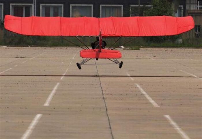 Chinese Man Builds a Plane (35 pics)