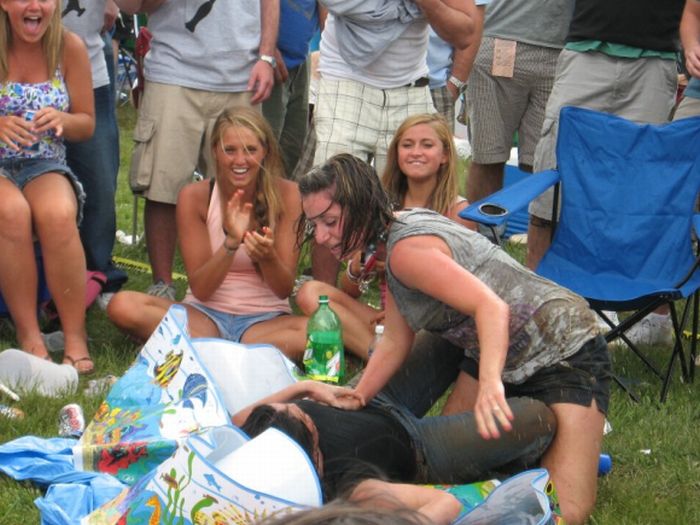 Drunk People (65 pics)