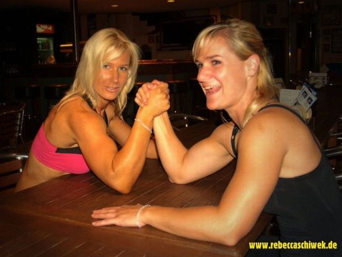 Female Bodybuilders (69 pics)