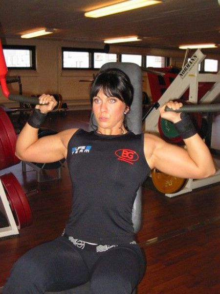 Female Bodybuilders (69 pics)