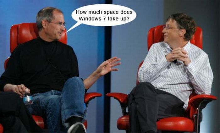 Bill Gates Chatting with Steve Jobs (24 pics)