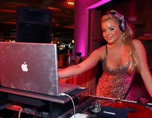 Sexy DJ - Colleen Shannon (22 Photos)