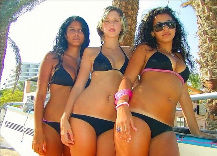 Israeli Beach Girls (63 pics)