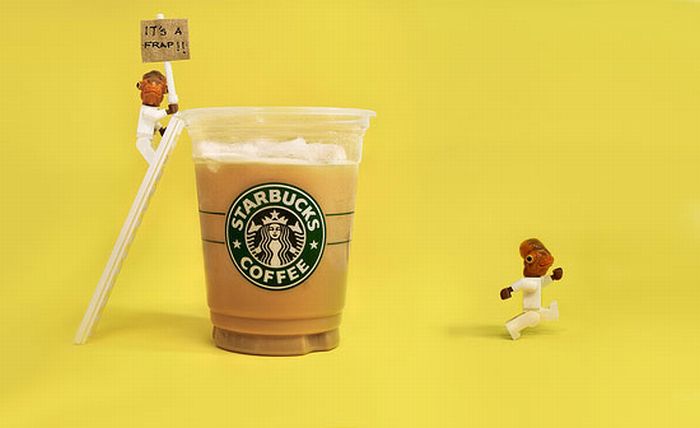 The Secret Life of Star Wars Toys (28 pics)